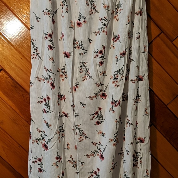 Maxi Dress - Picture 2 of 7